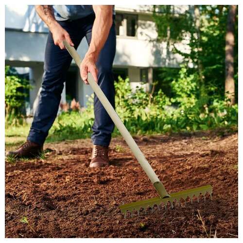 Грабли классические витые, 14 зубьев, ширина 40 см, деревянный черенок 120 см, км000876  Грабли классические витые, 14 зубьев, ширина 40 см, деревянный черенок 120 см, км000876 | Инвентарь для уборки на улице и уходом за почвой