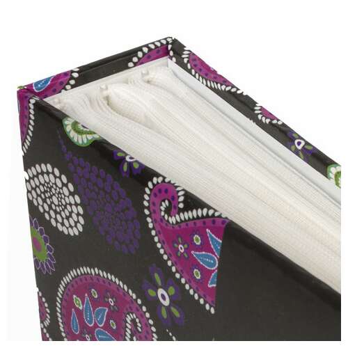  Фотоальбом brauberg на 200 фотографий 10х15 см, твердая обложка, "пейсли", черный с розовым, 390668 | Фотоальбомы